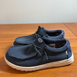 Hey Dude Kids Boy Wally Youth Sport Mesh Navy Blue Slip On Shoe Loafer Comfort 4